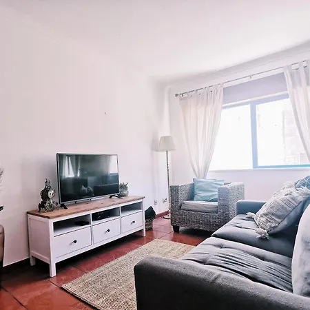 Kintsugi Downtown Guest house