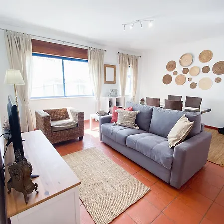 Kintsugi Downtown Guest house